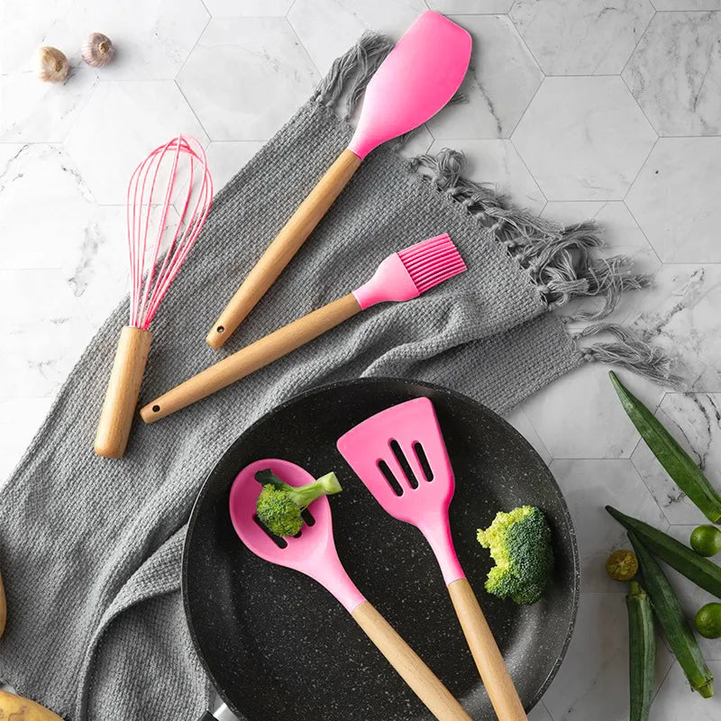 Jogo Kit com 12 Peças, Utensílios De Cozinha, Colheres, Espátula Silicone Com Cabo de Madeira, Decoração Diversas Cores