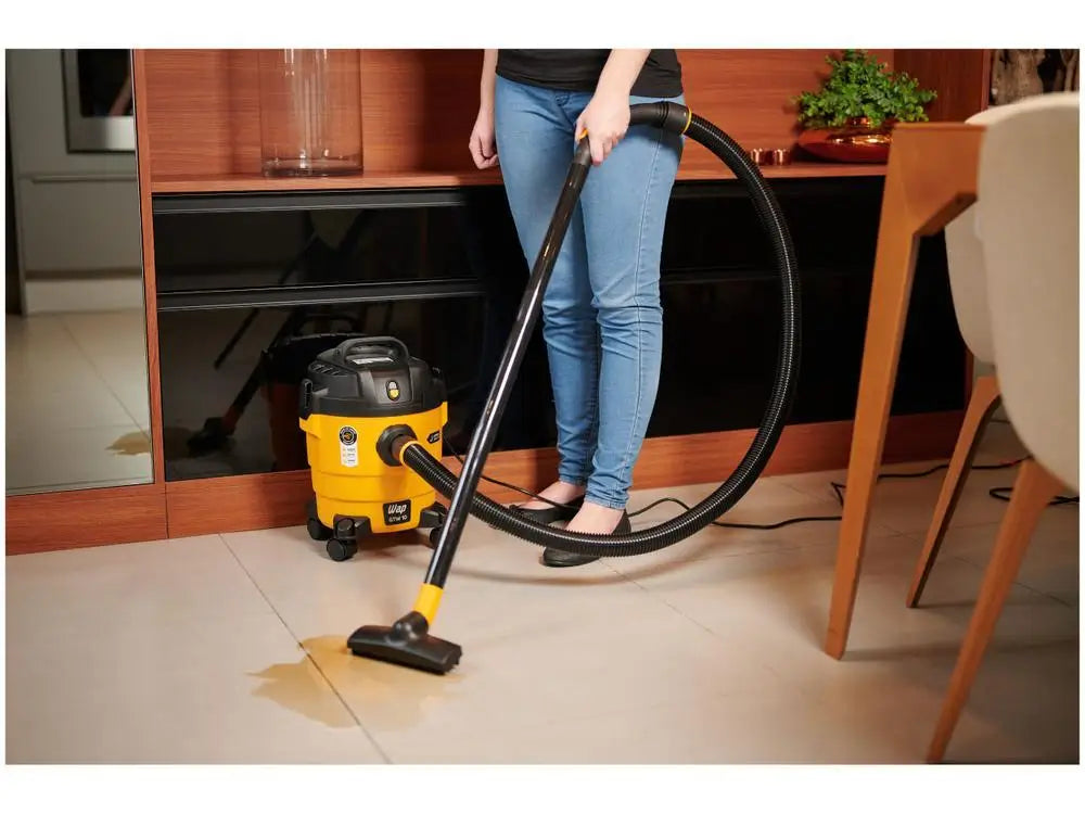 Aspirador de Pó e Água Wap GTW 10 com Porta - 220V